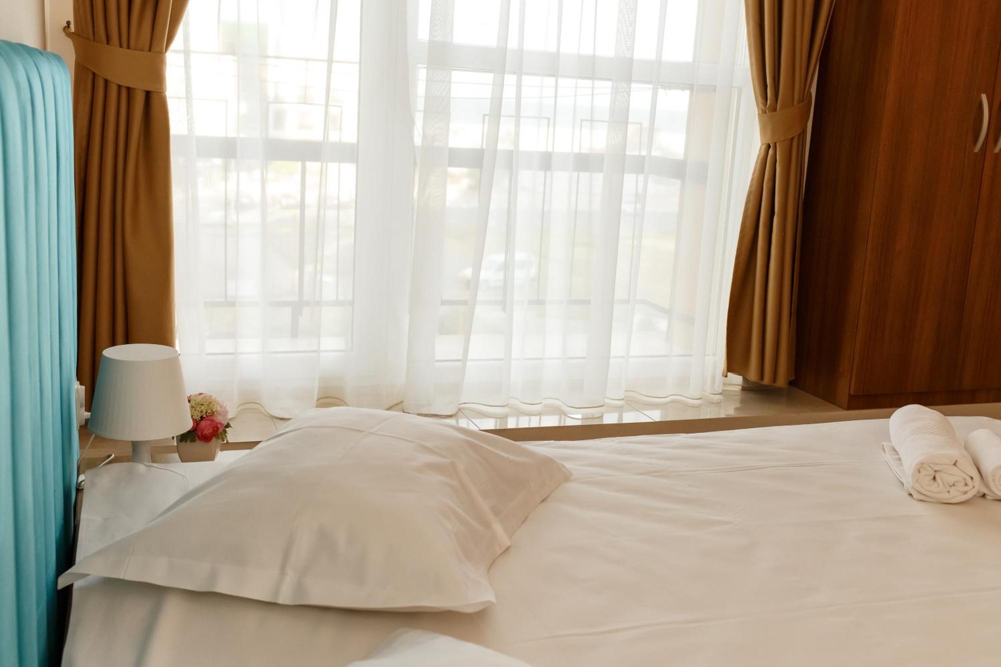 Hotel Astoria Patria à Mamaia Extérieur photo